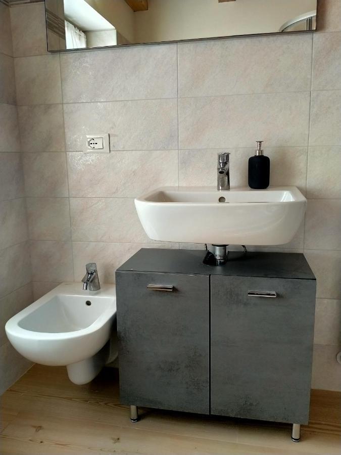 Antico Melo B&B Vignole Luaran gambar