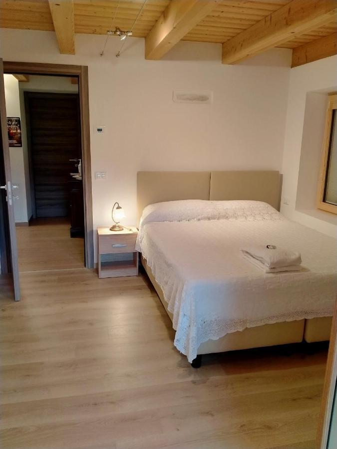 Antico Melo B&B Vignole Luaran gambar